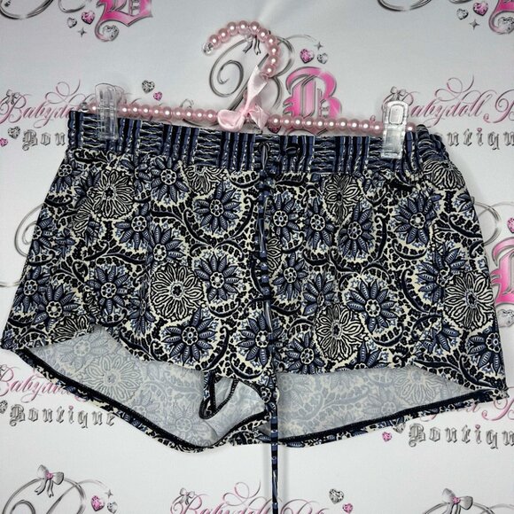 Volcom shorts floral tribal beach swimming material blue white black boho swim - Picture 1 of 6